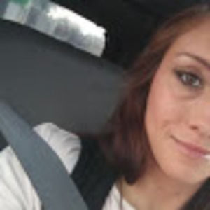 Meet your Posher, Loria hembree